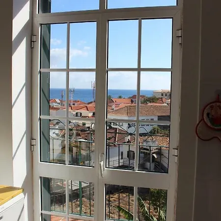 Semesterbostad Casa Dos Caseiros Santa Cruz (Madeira)