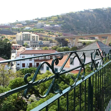 Casa Dos Caseiros Holiday home Santa Cruz (Madeira)